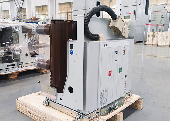 CA de alto voltaje retirable interior del disyuntor 1250A VCB del vacío 12KV para el dispositivo de distribución