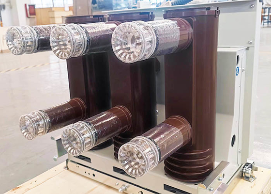CA de alto voltaje retirable interior del disyuntor 1250A VCB del vacío 12KV para el dispositivo de distribución