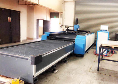 Cortadora de acero del laser del CNC de FL-3015-2000W, cortadora del CNC de la tabla del intercambio automático