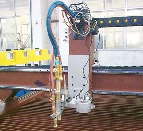 Tipo de acero alta exactitud de la tabla de la cortadora del plasma del CNC CNC2-1500X3000 de la llama