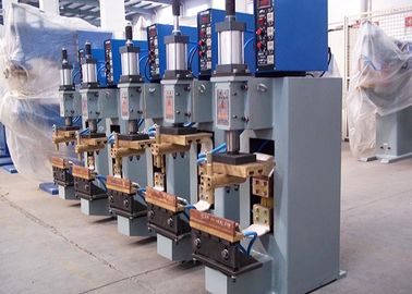 Máquina neumática 25~150KVA de la soldadura continua de la serie especial del DN con abajo el electrodo movible