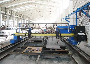 Tipo plasma del pórtico del CNC y cortadora automáticas de llama con las antorchas multi de la tira