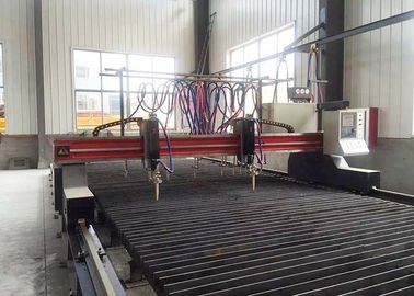 El tipo llama del pórtico del CNC de la tira y cortadora del plasma para H emite la cadena de producción