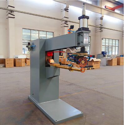 Máquina de soldadura de costura circular de resistencia de la serie FN 35 ~ 160KVA