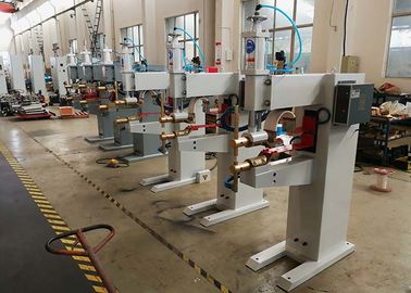 Máquina de la soldadura por puntos de la resistencia del Dn -35kva dos voltaje de las fases 220v 60hz