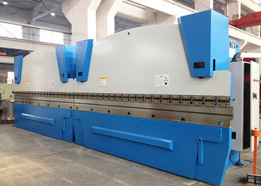 El CNC de 320 T sincroniza comienzo en tándem de la dobladora del freno de la prensa de la placa del trapecio