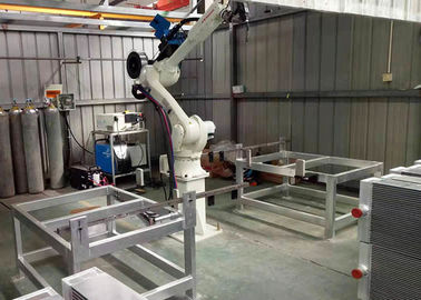 Soldadora de aluminio automática de la robótica del cambiador de calor del Aleta-y-tubo